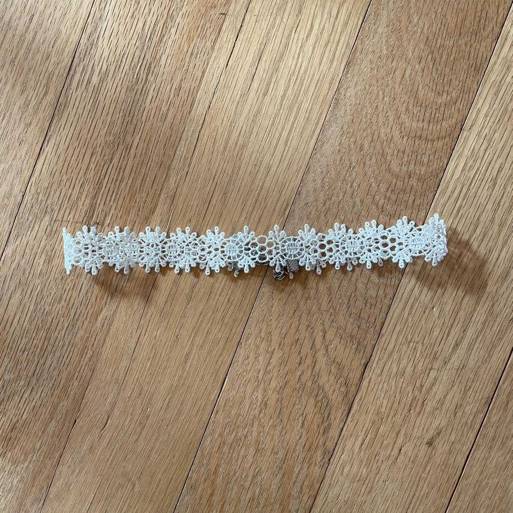 White Floral Choker